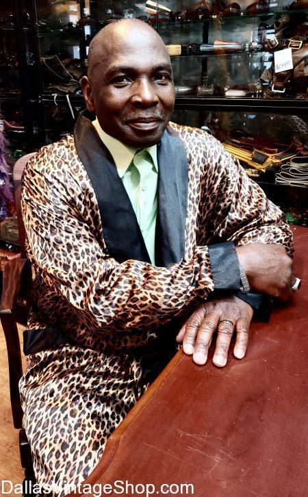 leopard smoking jacket, smoking jackets, vintage smoking jacket, Hugh Hefner smoking jacket, velvet smoking jacket, satin smoking jacket, luxurious smoking jackets, Brocade Smoking jackets