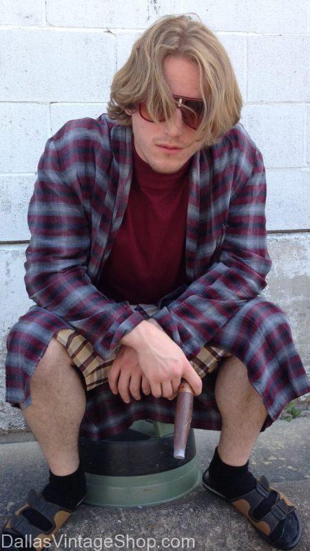 90's Grunge Costume Ideas, 90' Grunge Attire, 90's Grunge Characters, Big Lebowski 90's Movie Character & 90's Fashions are at Dallas Vintage Shop.