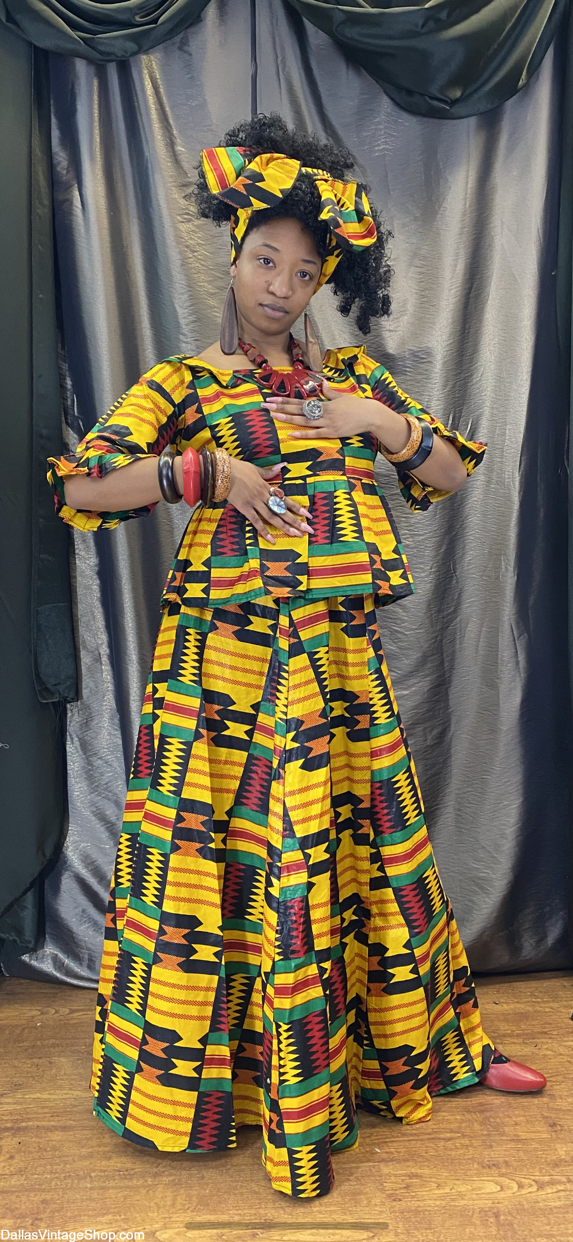 Black History Month Attire, Black Heritage Month Costues, Black History Fashions and African American Month Clothing and accessories are at Dallas Vintage Shop.