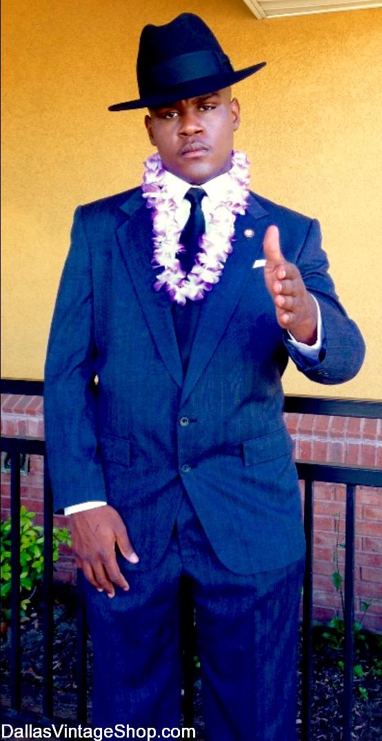 Black History Month MLK Costume, Martin Luther King, Jr. Selma to Montgomery March Celebration, Costumes for Famous Black Historical Americans Commemoration Attire from Dallas Vintage Shop.