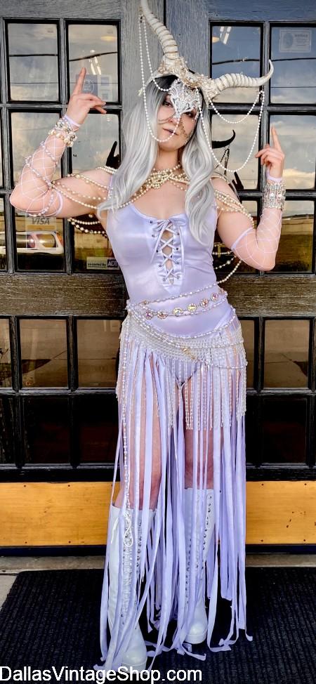 BURNING MAN 'TOMORROW TODAY' REVELERS: What do Burners Wear? Unique, Bazaar Themed Outfits from Dallas Vintage Shop.