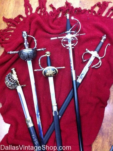 Scarborough Faire Waxahachie Texas, Texas Renaissance Festivals, Scarborough Fair Costumes swords Texas, Texas Renaissance Fair Costumes Swords